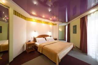 Отель Hotel Express Congress Киев Люкс-3