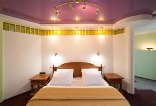 Отель Hotel Express Congress Киев Люкс-6
